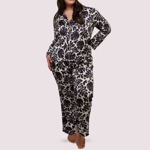 Black and White Floral Pajama Set Size 16